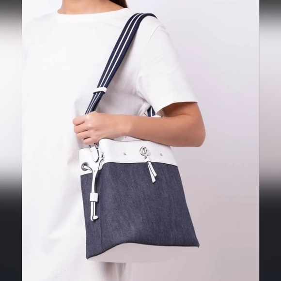 Kate Spade-Marti Large Bucket Shoulder Bag (Denim White Dove 🕊️/ Multi) - Picture 7 of 13